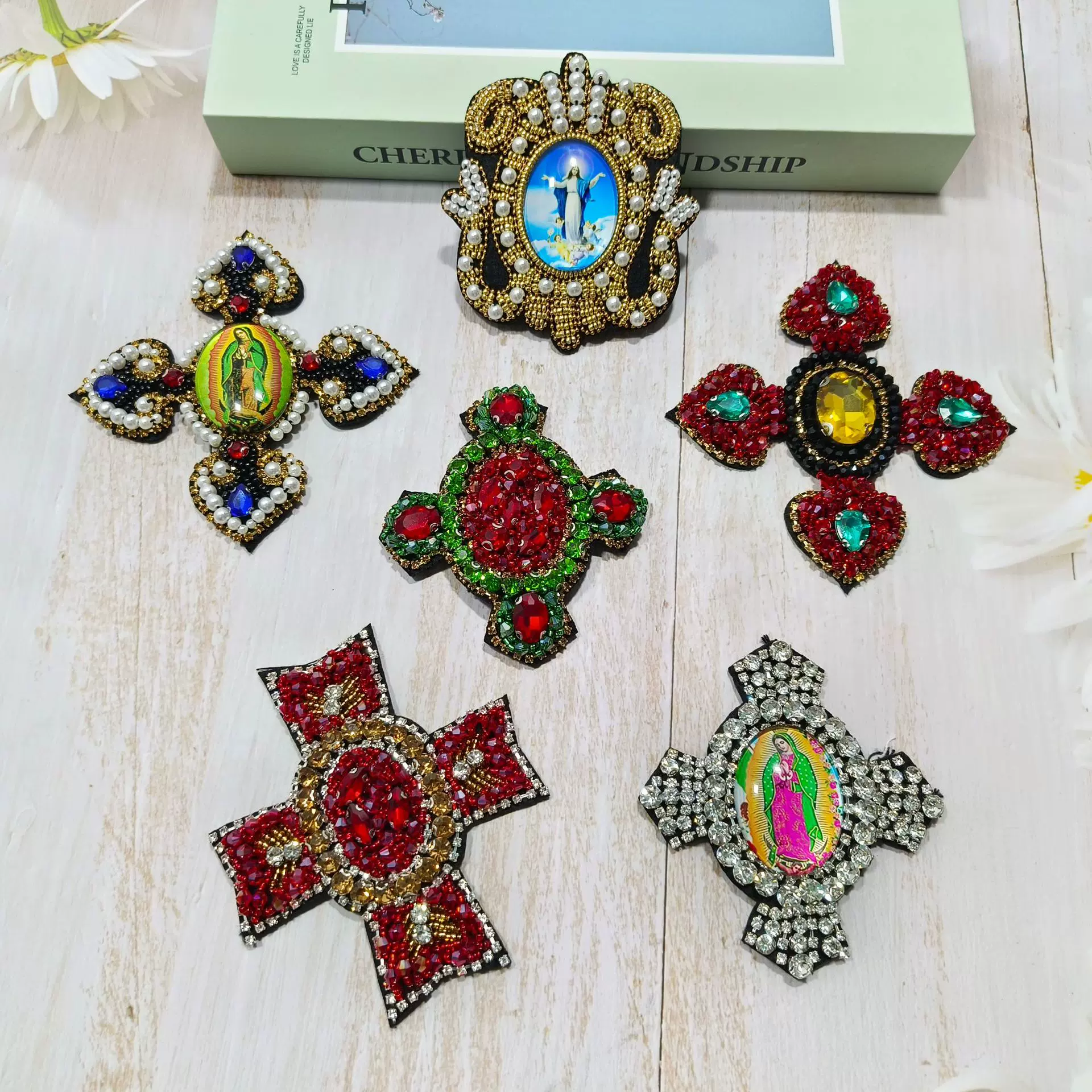 现货复古立体手工钉珠手缝款十字架布贴服装外套配饰辅料diy装饰