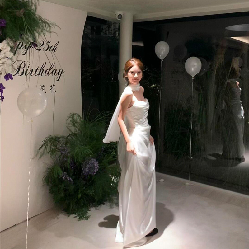 White License Registration Engagement Dress Light Luxury Niche Beautiful Celebrity Elegant Birthday Patty Dress