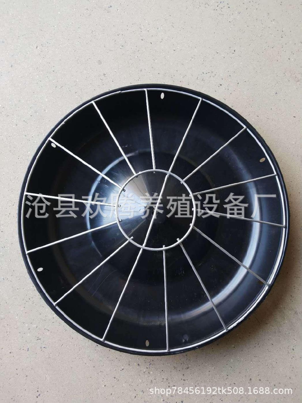 Los fabricantes suministran el comedero de cerdos comedero de lechones comedero de cerdos de conservación comedero de alimentación de cerdos equipo de alimentación de marco de hierro comedero