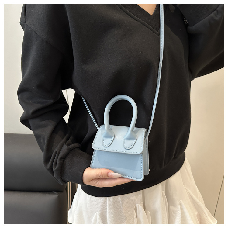 86g Weight Magnetic Buckle Closure Type Single Shoulder Strap, Top Handle Strap Type Shoulder Bag Bags Type Casual Occasion Pu Leather Material Solid Color Pattern All Seasons Season Women's Gender Streetwear Style Square Shape Small Size Women's Small Pu Leather Solid Color Streetwear Square Magnetic Buckle Shoulder Bag 2