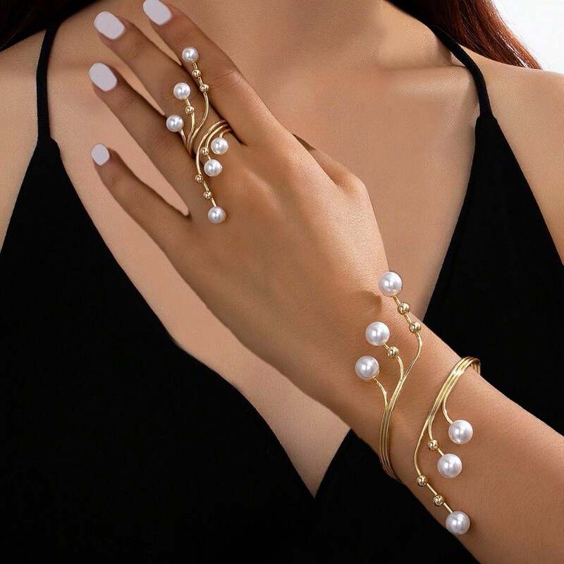 Cross-Border Popular Geometric Pearl Bracelet Set with Unique Design, Metal Interlocking Rings, European and American Light Luxury Jewelry