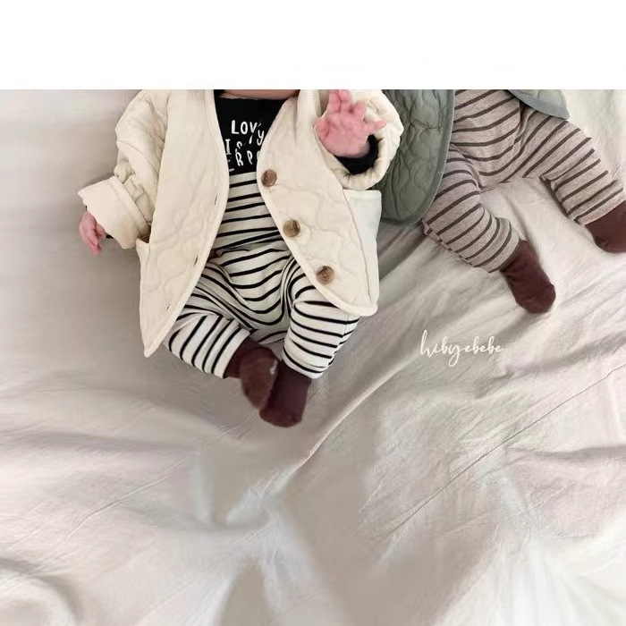 Ropa de algodón acolchado para bebés Ropa de otoño e invierno para bebés Estilo coreano Ropa de algodón acolchado para bebés Abrigo de algodón acolchado para niños Top de manga larga