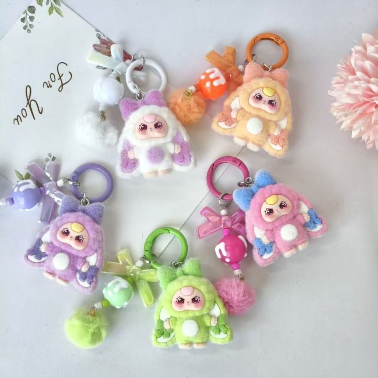 3D Flocked DIY Accessories for 3-Year-Olds, Cartoon Cute Keychains, Bag Charms, Live Streaming Trendy Small Pendants