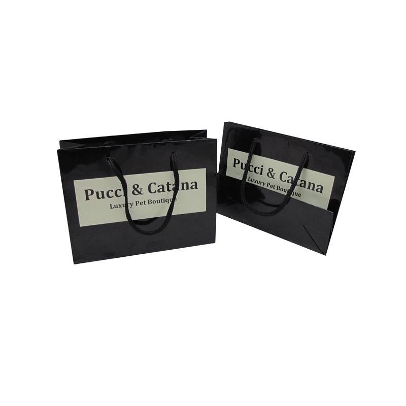 双面印刷LOGO局部UV黑色纸袋厂家