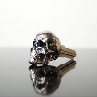 Demon Skull Key Has a Large Number of Spot Independent Station Popular Creative Stylish Skull Keychain