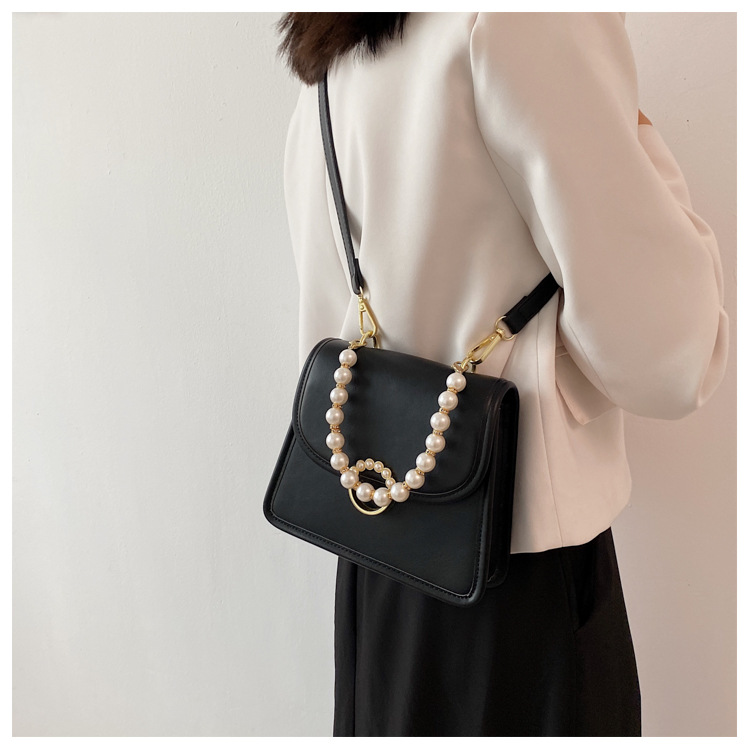 Wholesale Accessories Geometric Pearl Chain Messenger Bag Nihaojewelry display picture 134