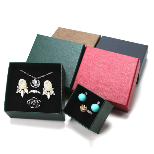 Diagonal pattern heaven and earth cover ring necklace set jewelry box jewelry storage packaging box gift box gift box live broadcast