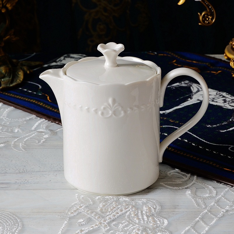 Northern Europe style Simplicity style white ceramics Restaurant Coffee pot Solid color pot Afternoon Tea teapot