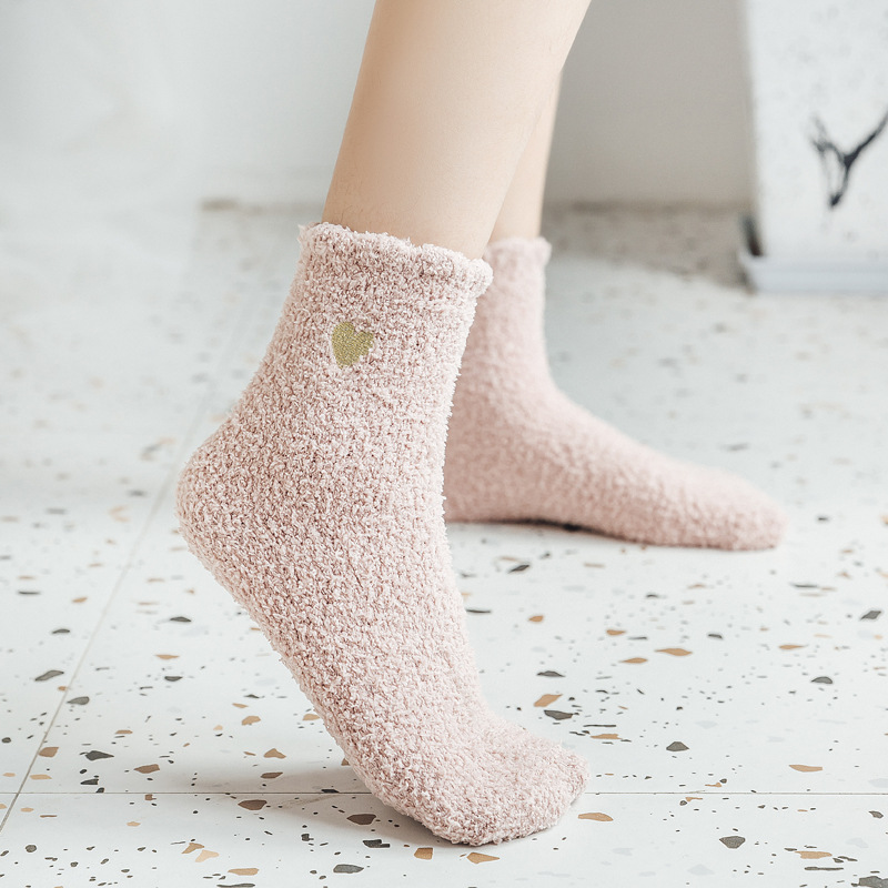 Home Occasion Women's Casual Heart Shape Coral Fleece Crew Socks