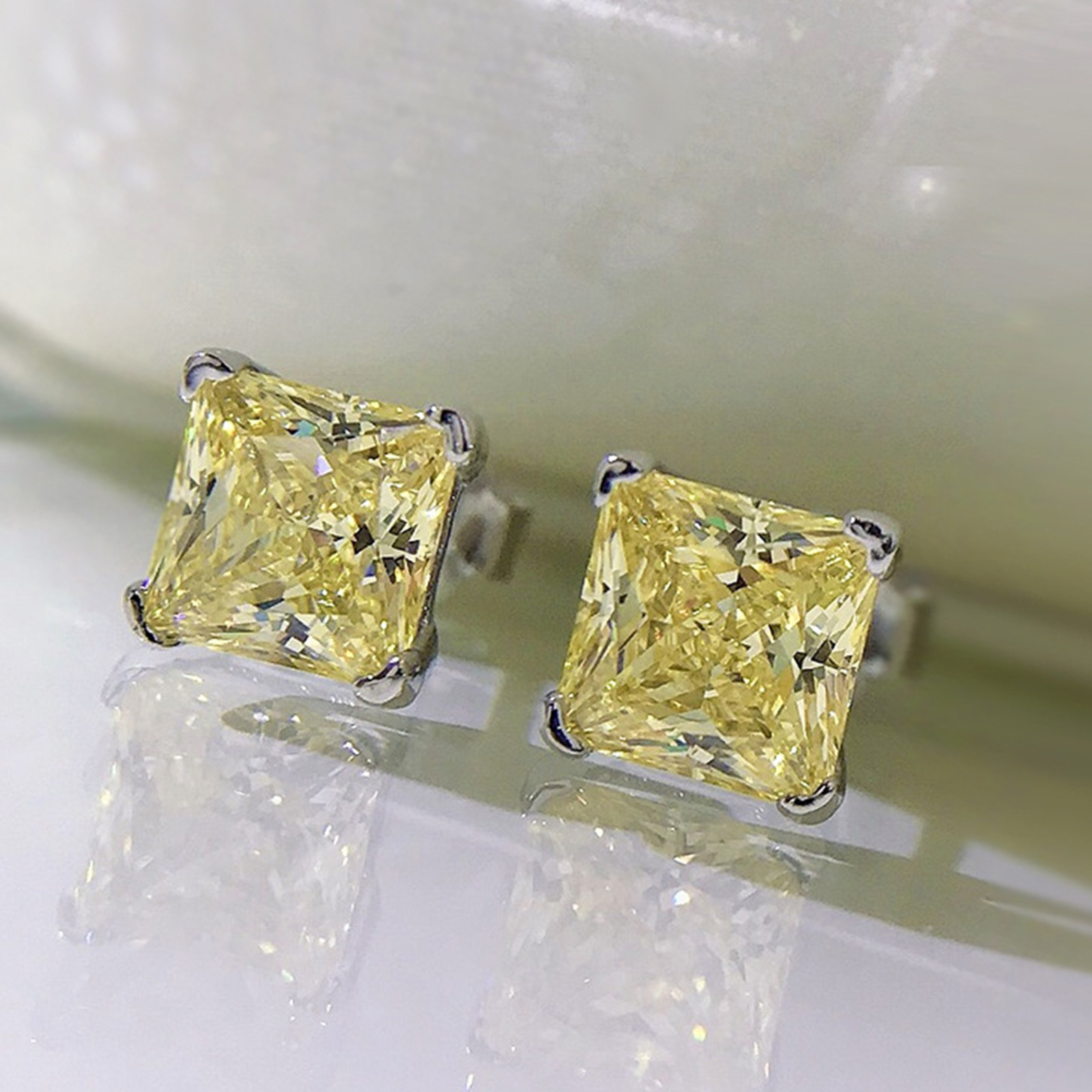 黄钻耳钉高碳钻【清仓包邮】简约ins公主方6*6mm冰花切耳饰S925银