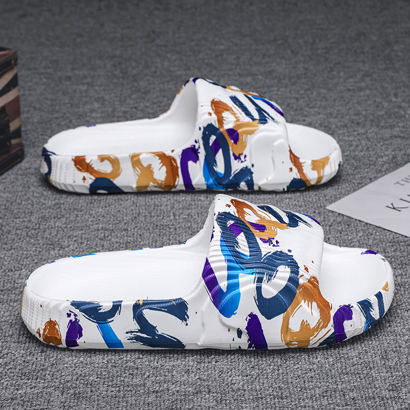 Chanclas para hombre verano nuevo estilo ropa exterior zapatillas deportivas de playa resistentes al desgaste adolescente pisando mierda camuflaje trapeador de coco