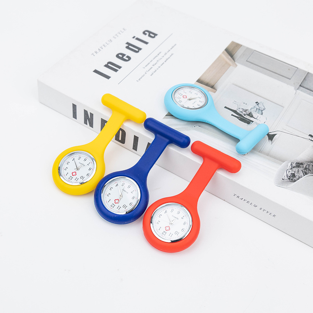 外贸硅胶护士表 学生怀表别针挂表厂家现货可定logo 男女手表批发