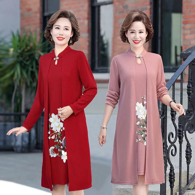 お母さんのワンピースは春秋の服を着て年齢を減らします。|undefined