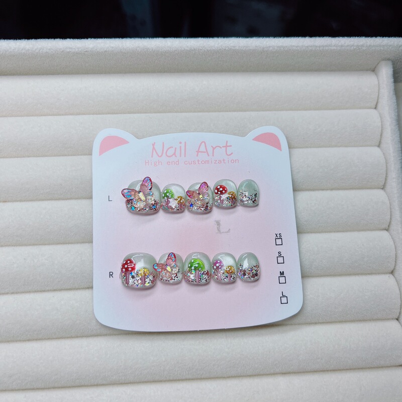 [74] Children's Hand-worn Armor Collection Flash Butterfly Colorful Mushroom Flash Cute Cat's Eye Manicure Sticker
