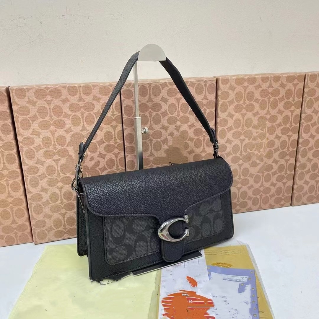 총색 검은 꽃