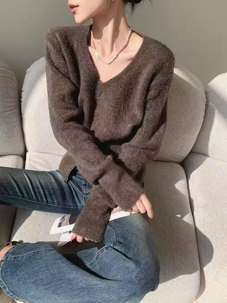 Áo len nữ mềm mại thiết kế thắt lưng khóa kéo xẻ tà — đen