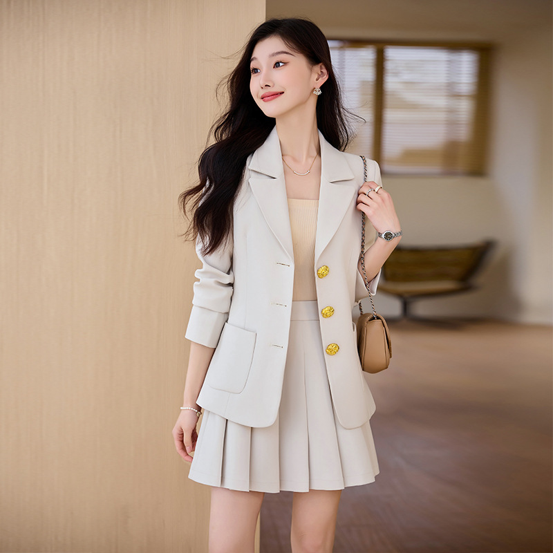 (2개) 봄과 가을 긴팔 작은 세트 세트 전문 여성 의류 슬림 핏 주름 치마 3 버튼 세트 대학 스타일 블랙