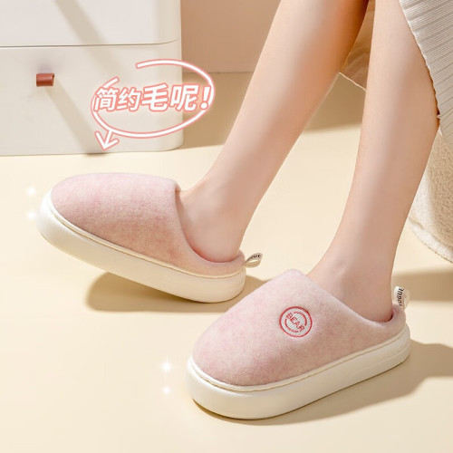 Men's Winter Soft Sole Indoor Home Slippers  New Design Home Use Anti-Slip Fleece Warm Slippers for Women