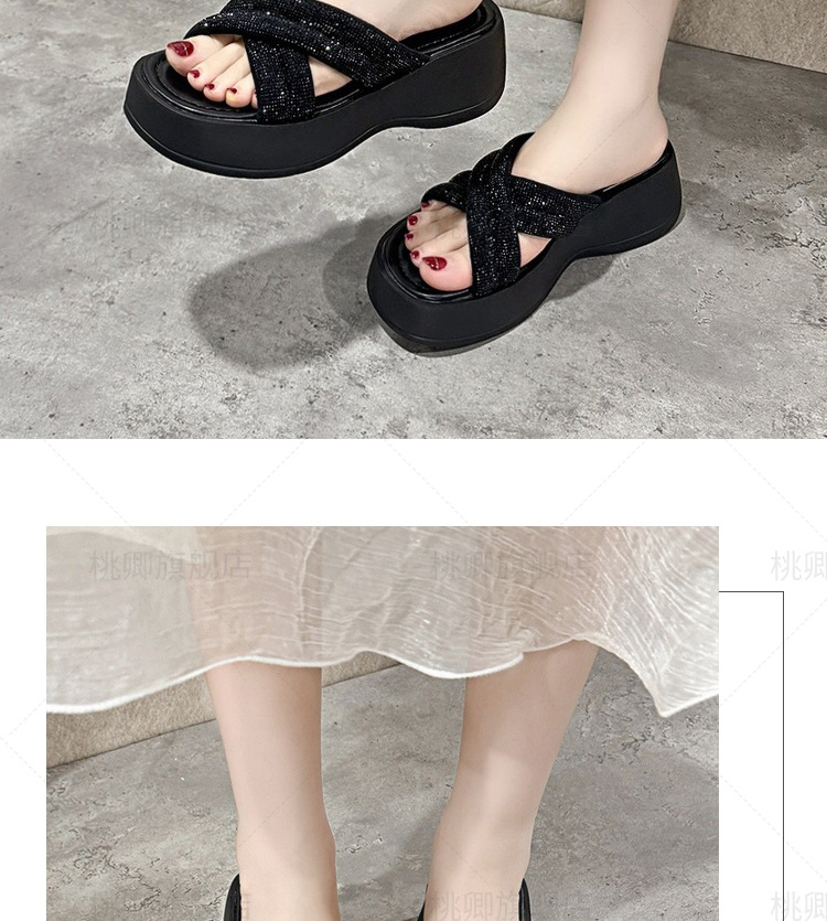 Dép sandal nữ đế xuồng quai chữ V đính đá bạc — Màu đen chi tiết 15