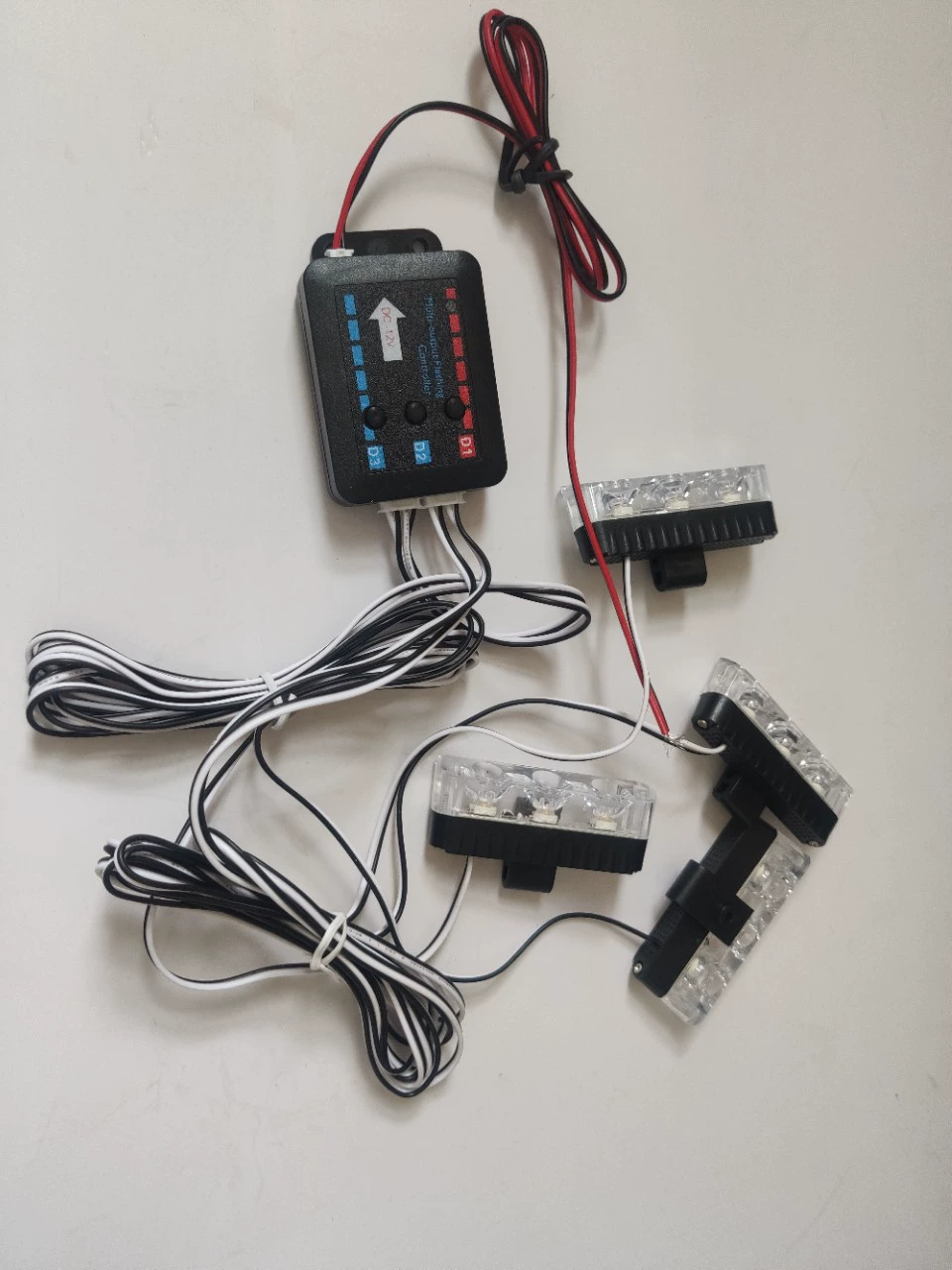 03041-4 ручное управление 12 В один-четыре 12 светодиодов средняя чистая вспышка Строб безопасность противотуманные фары Автомобильный светодиодный свет