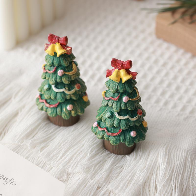 Madera creativa de Navidad accesorios de micro paisaje artesanía decoración del hogar encantadora una variedad de árbol de Navidad decoración resina