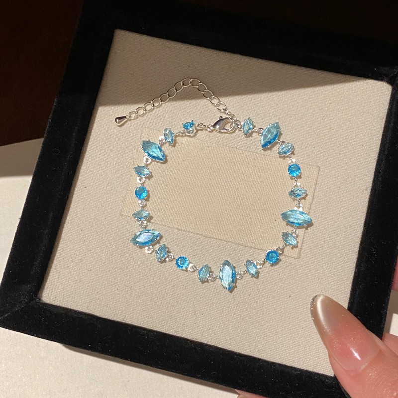 Pulsera de lazo ovalado de circón azul marino, exquisita pulsera ligera y de lujo de alta gama, pulsera de diseño de nicho