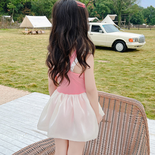 Children's swimsuit for girls, stylish one-piece for young children, cute, fluffy skirt princess with bow, vacation swimsuit