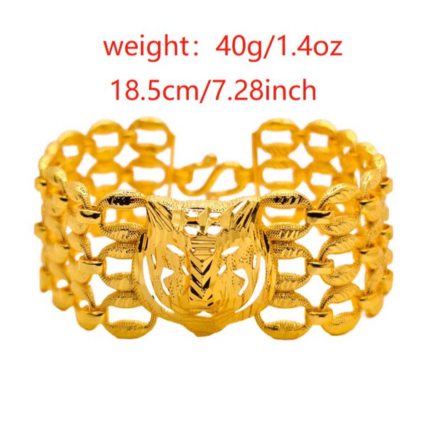 classic elegant high-end bracelet