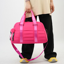 �¿�r�д�������ɫ���а����ֵ�����|���\�ӽ������μ�б����