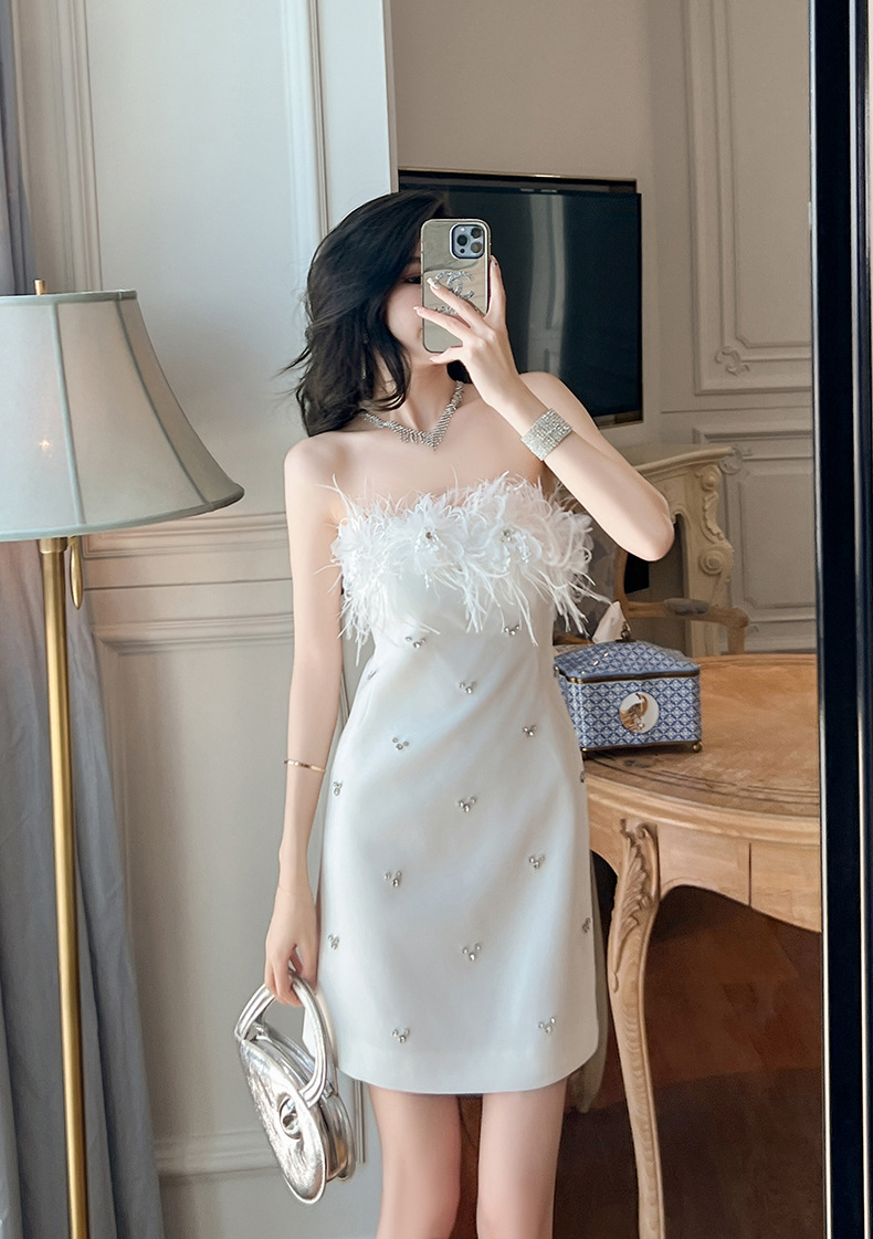 Váy trắng dự tiệc sinh nhật phong cách người nổi tiếng đính lông thú và kim cương — Màu trắng chi tiết 8