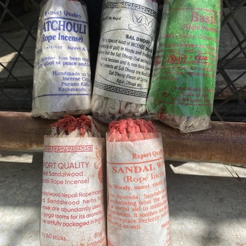 Aromatherapy Nepalese Rope Vanilla Herbal Fragrance Variety of Sal Tree Patchouli White Sage Red Sandalwood Basil 40 Roots