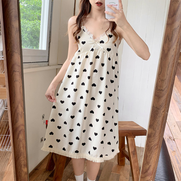 Verano nuevo vestido de dormir damas cojín de pecho lindas flores de cuello V ropa de dormir vestido de vestir en el viento comercio exterior puede ser un agente