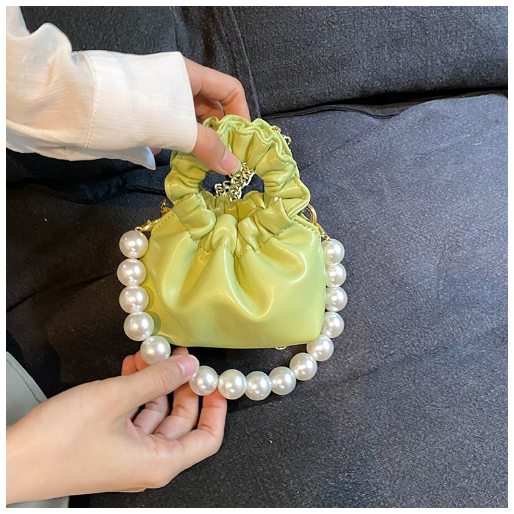 255g Weight Beading, Pearls Fashion Element Clasp Frame Closure Type Top Handle, Chain Strap Type Crossbody Bag Bags Type Casual, Daily, Shopping Occasion Pu Leather Material Solid Color Pattern All Seasons Season Kid'S Gender Cute Style Bucket Shape Kid'S Pu Leather Solid Color Cute Beading Pearls Bucket Clasp Frame Crossbody Bag 64
