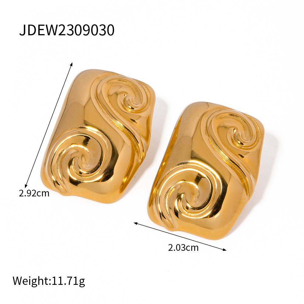Earring Image 1