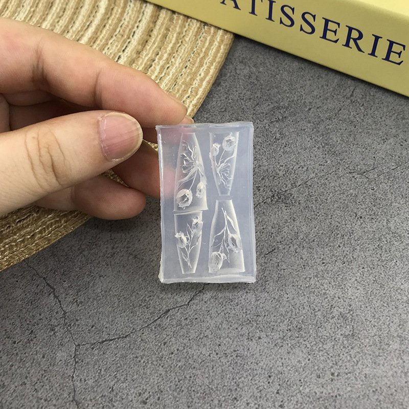 跨境批发蝴蝶结硅胶美甲模具立体链条串珠浮雕花纹穿戴甲装饰工具|undefined