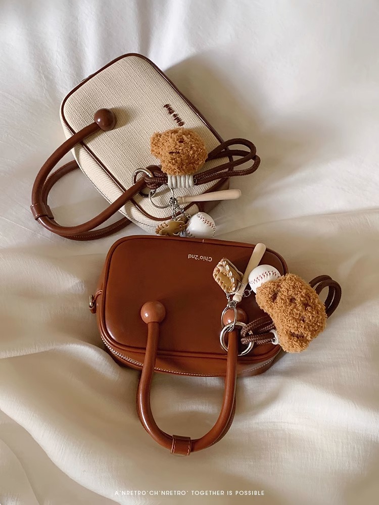 south style chio2nd oatmeal brown pillow bag women‘s new handbag shoulder messenger bag 2024