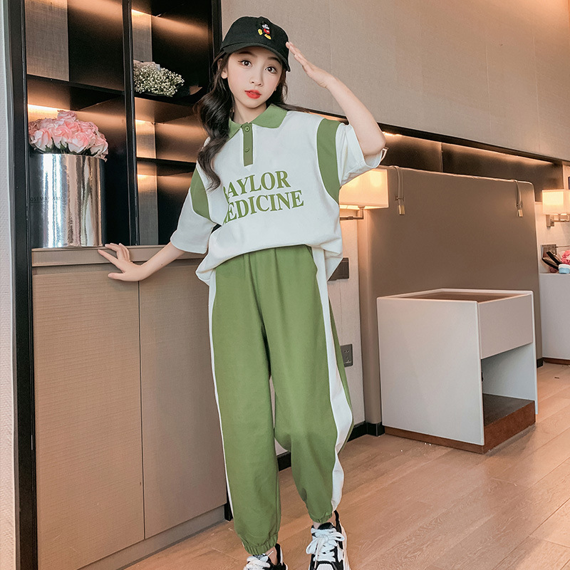 Traje de verano para niñas verano 2023 nuevo polo de manga corta para niños verano estilo occidental traje de dos piezas deportivo para niñas