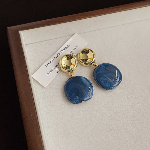 Small fresh blue oil drop earrings retro literary fashion temperament earrings niche high-end whitening earrings wholesale