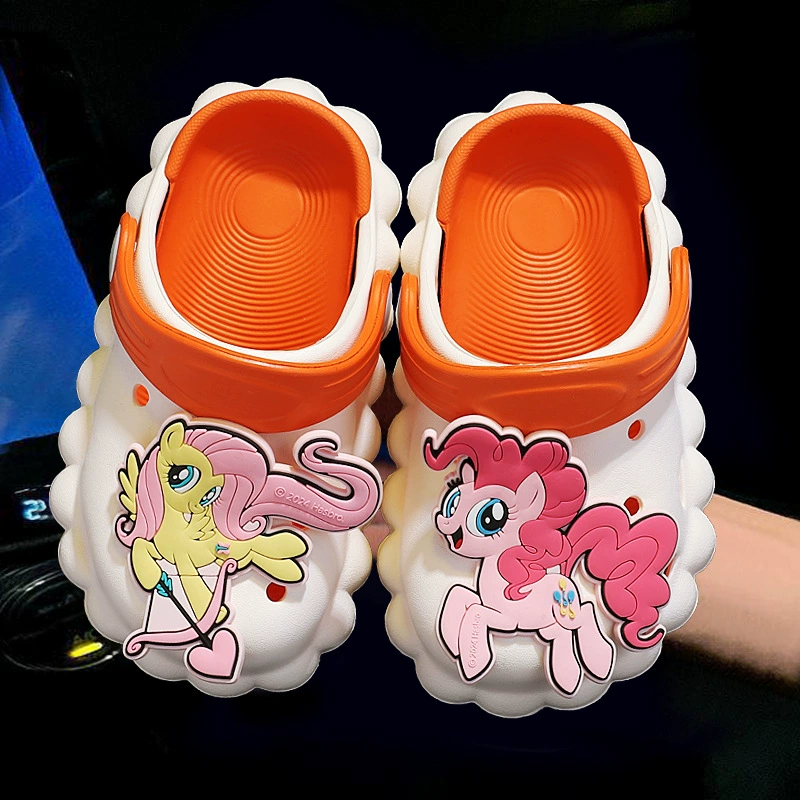 Куточные милые детские сланцы в стиле Crocs с крючком/липучкой?