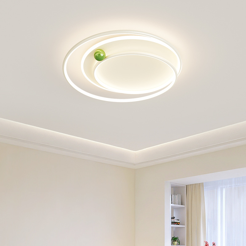 cálida crema de viento dormitorio principal moderna minimalista creativa pequeña luz de la habitación de frijoles de leche protector de ojos led lámpara de estudio