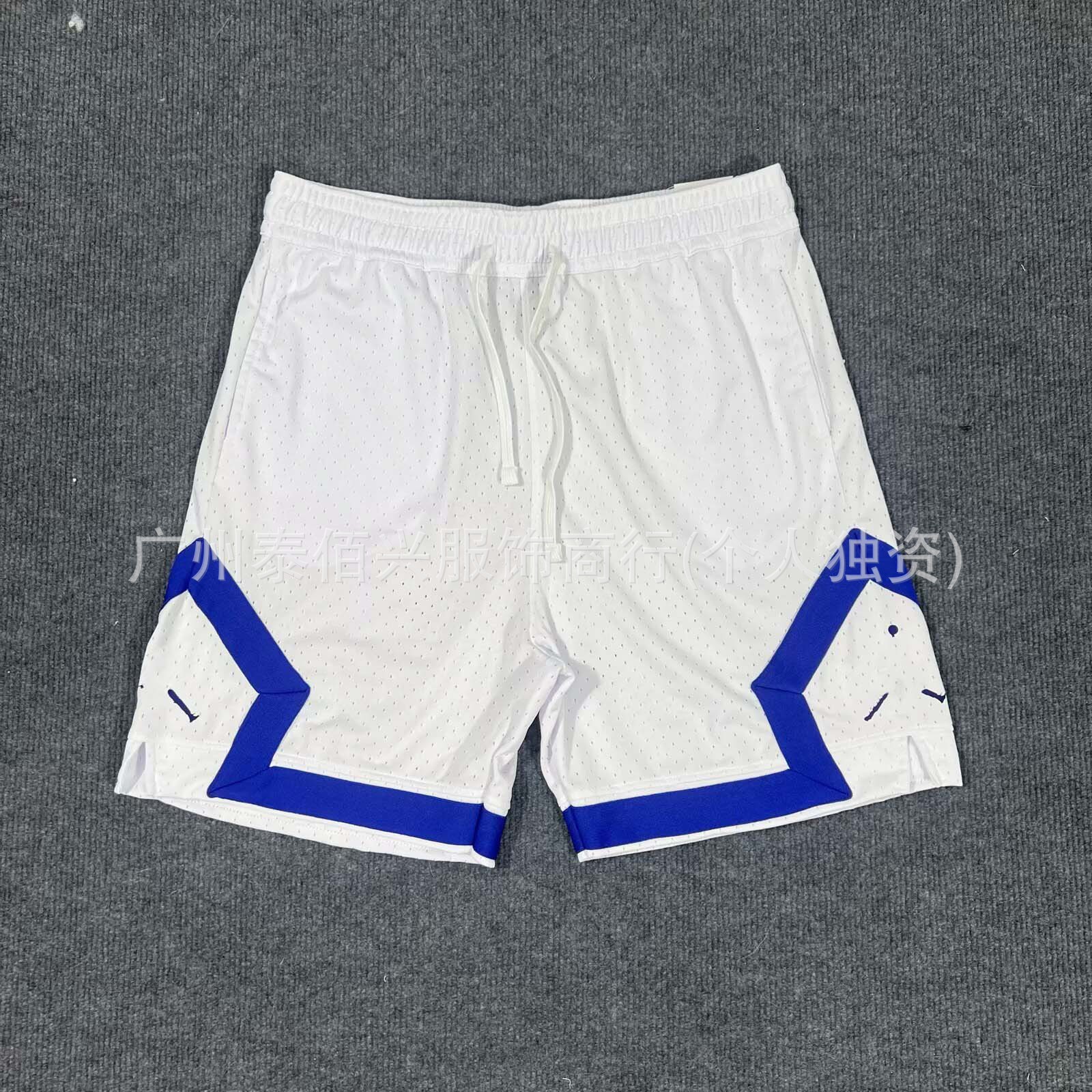 Nuevo estilo americano AJ trapecio moda transpirable deportes de secado rápido pantalones de cinco puntos pantalones de entrenamiento pantalones cortos de baloncesto pantalones cortos de futbol