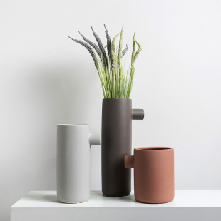 Scandinavian Ceramic Side-Mouth Vase Ornaments, Living Room Flower Arrangement, Dining Table, Creative Decoration, Model Room Soft Decoration Flower Arrangement, Dried Flowers