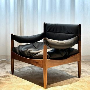 Nordic Danish Designer Single Hunting Chair Sofa Chair Living Room Solid Wood Casual Chair Sofa Antique Single Chair