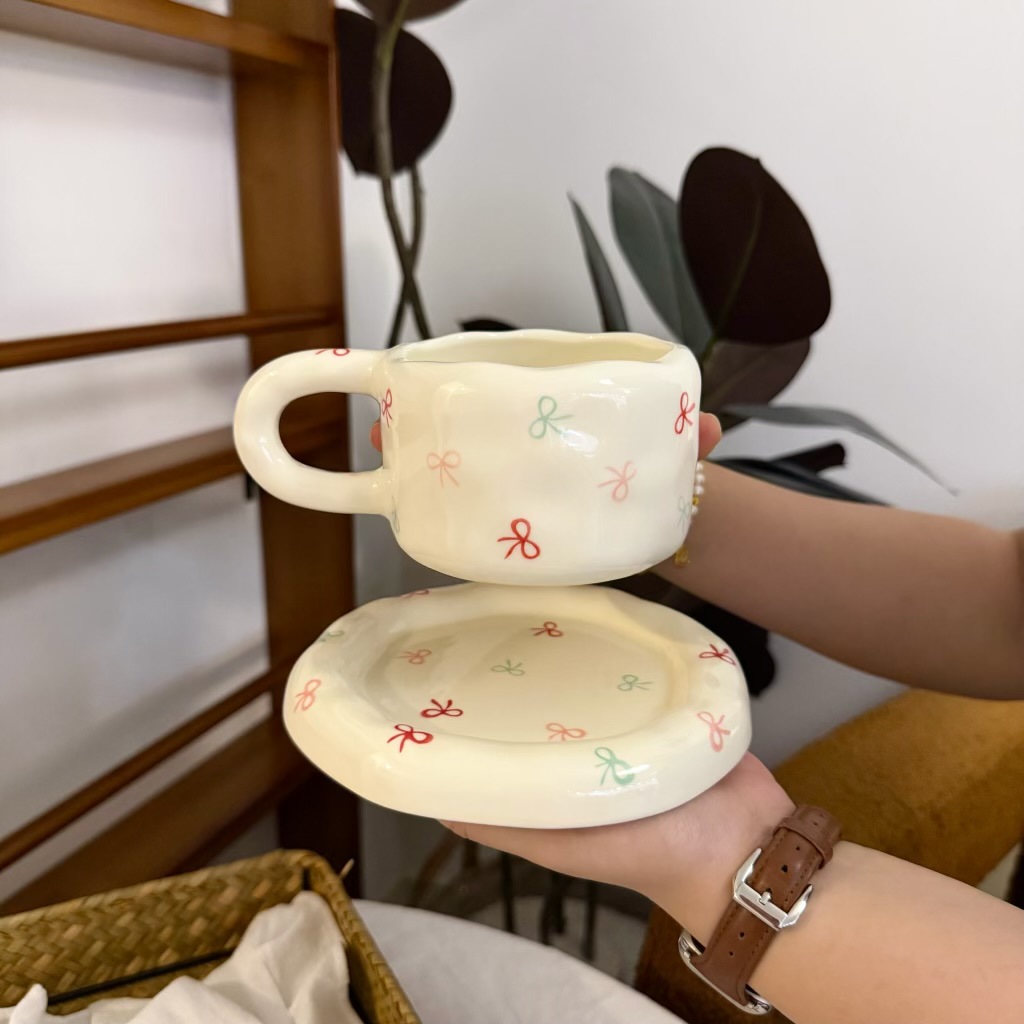 Ins estilo coreano mano irregular cerámica tazas de café y platos pintados a mano gordo tazas y platos ventas transfronterizas