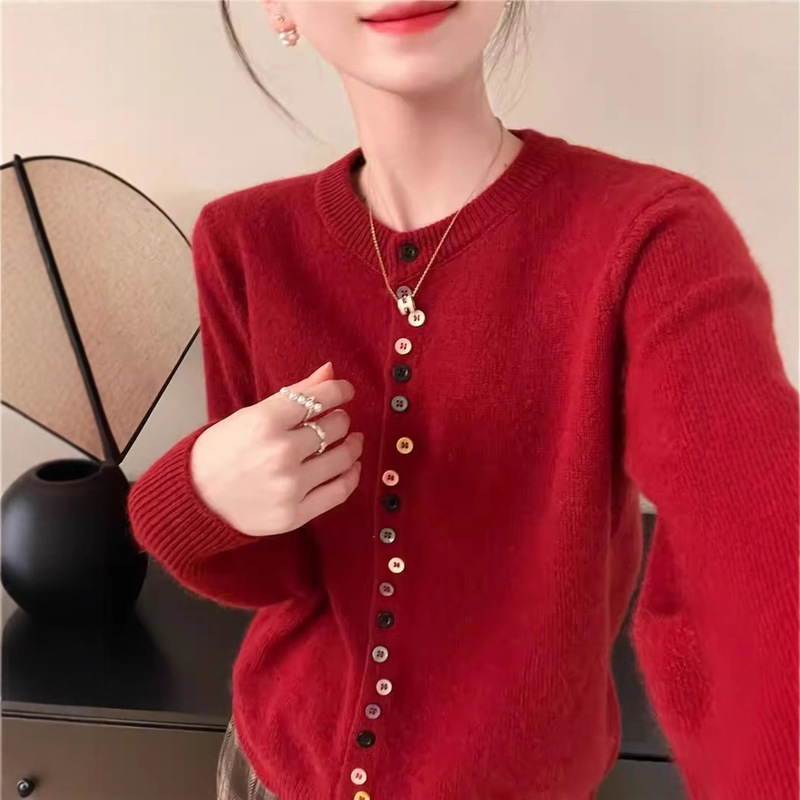 彩色扣子毛衣女2025秋冬新款小香风显瘦百搭柔软长袖上衣针织开衫|undefined