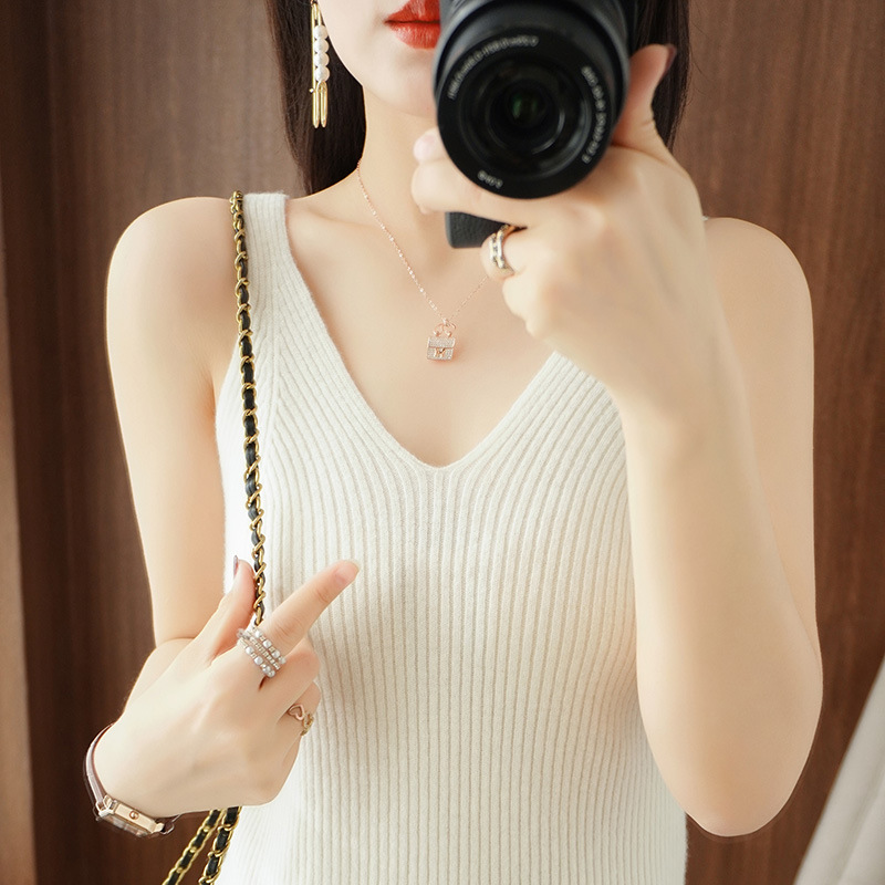 V-NECK 니트 슬링 여성용 여름 외부 기본 조끼 디자인 틈새 섹시한 세트 내부 슬림 탑
