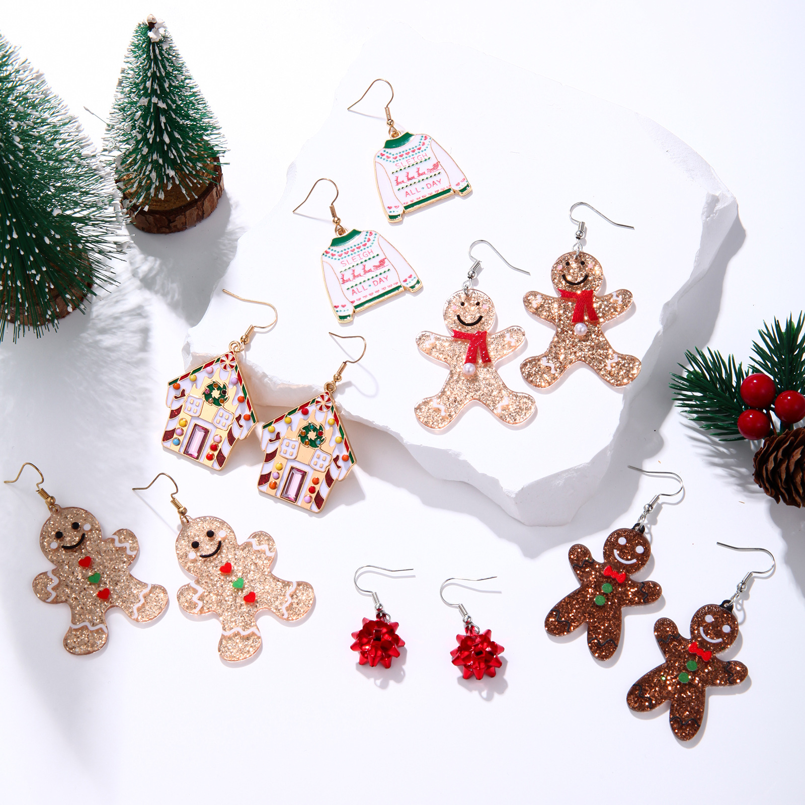 Cute Christmas Christmas Tree Wreath Bell Zinc Alloy Drop Earrings display picture 3
