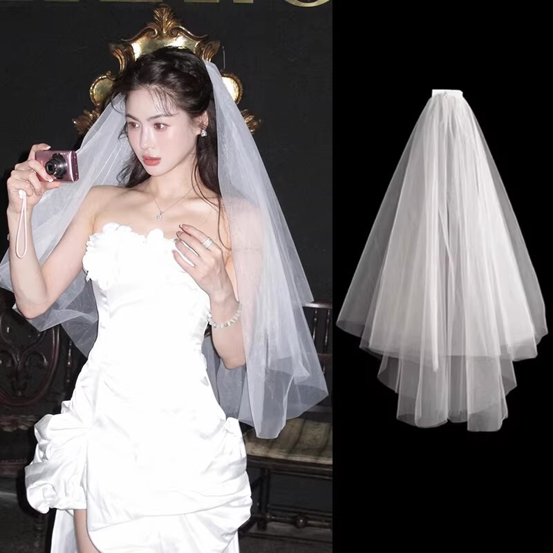 Simple Plain Veil for Marriage Registration, Short White Bridal Veil with a High-End Feel, Double-Layered Small Headpiece for Proposal and Street Photography Props Simple Plain Veil for Marriage Registration, Short White Bridal Veil with a High-End Feel, Double-Layered Small Headpiece for Proposal and Street Photography Props