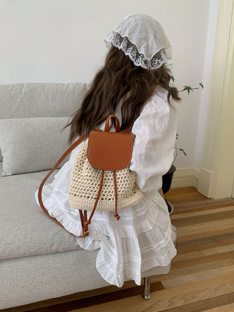 Bolsa de ombro para mulheres 2024 nova bolsa versátil para férias na praia, mochila de viagem com cordão de tecido de grama_voghion.com
