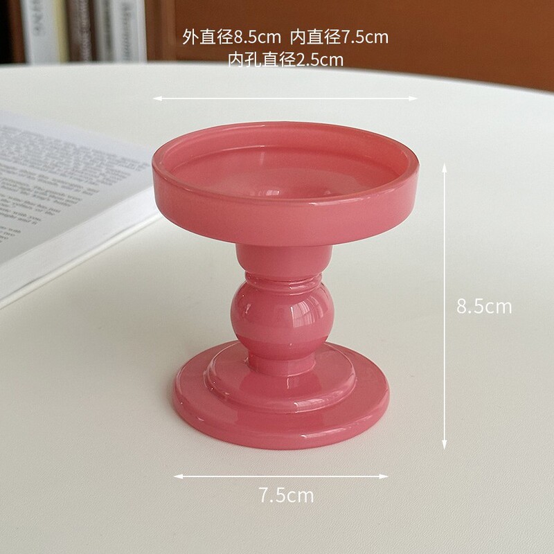 ピンクのガラスの燭台の置物ins北欧風の軽い豪華な家庭用のろうそく台の客間のデスクトップの高級感の装飾品|undefined